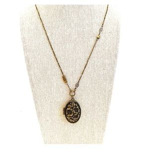 URBAN OUTFITTERS Antique Gold Locket Pendant